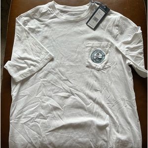 Vineyard Vines boys tshirt